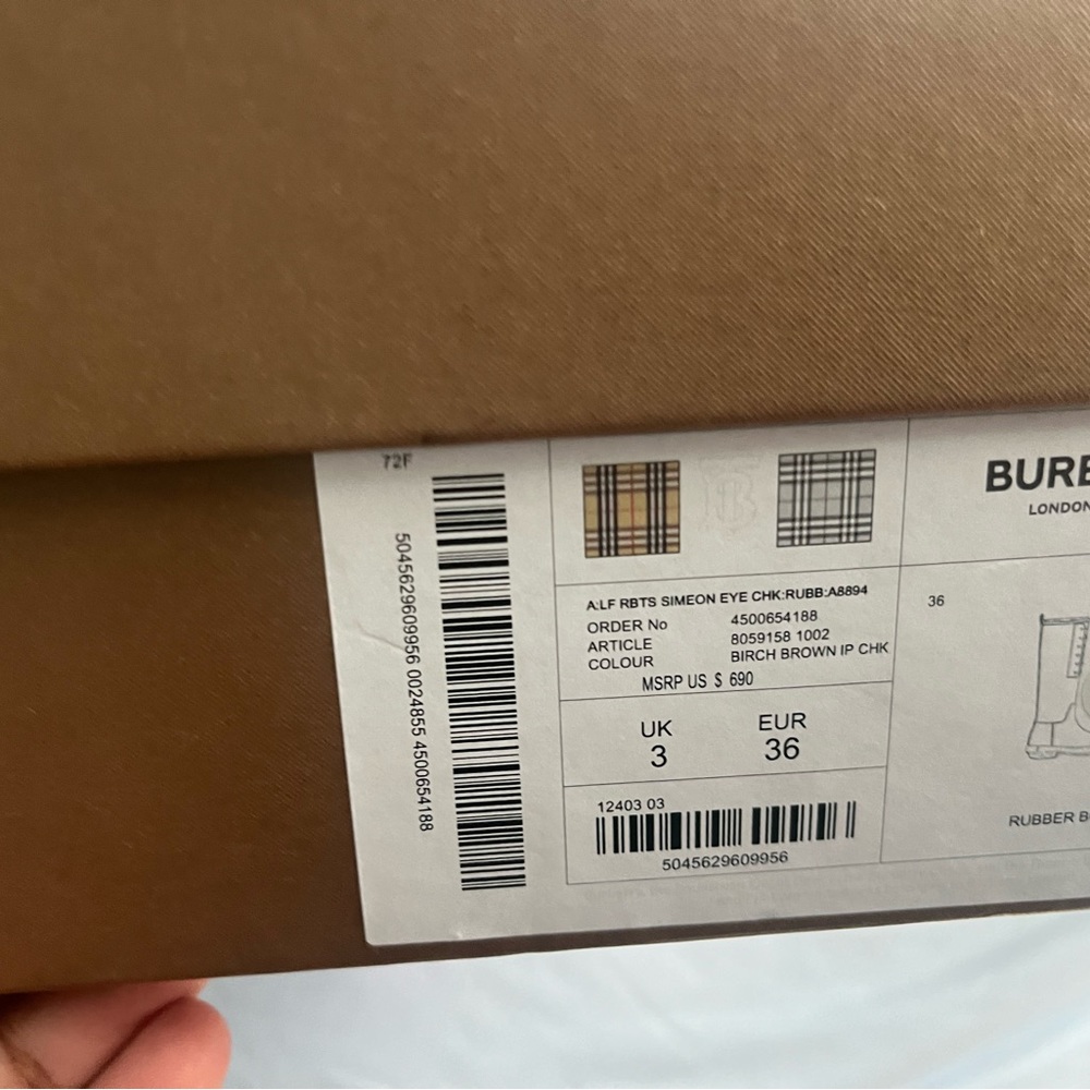 burberry rain boots - Picture 2 of 4